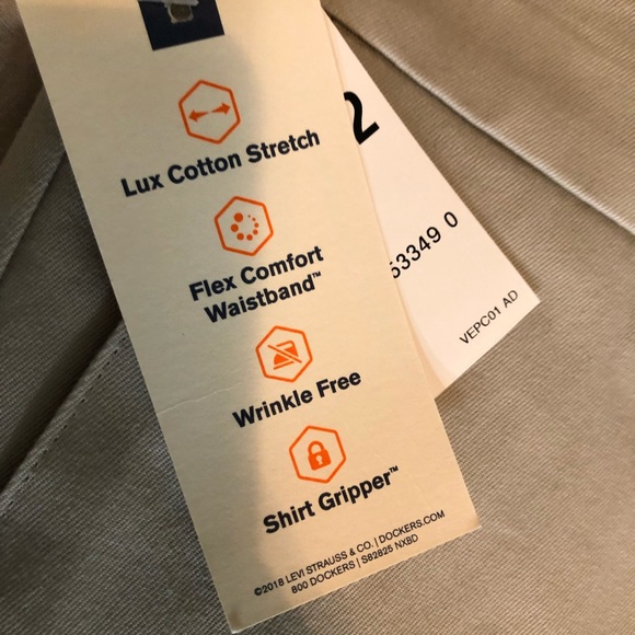 Men’s Dockers Signature Khaki Straight Fit - Picture 5 of 5